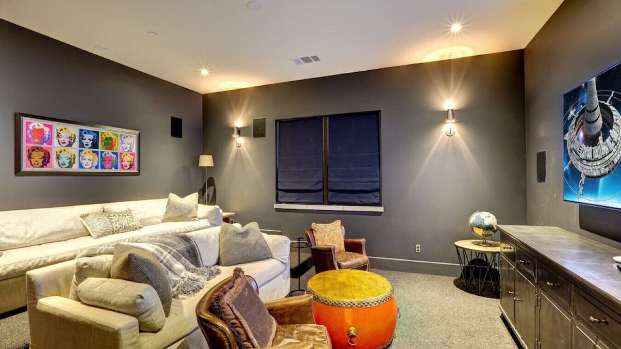 Photo of Livingroom in St. Helena