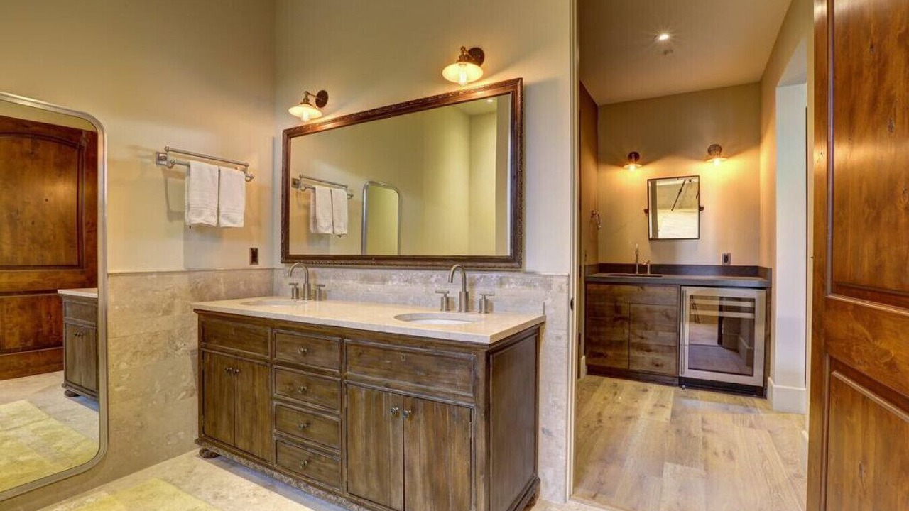 Photo of Bathroom in St. Helena
