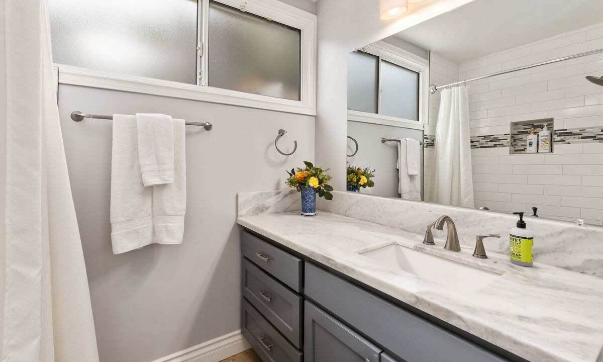 Photo of Bathroom in La Jolla Shores