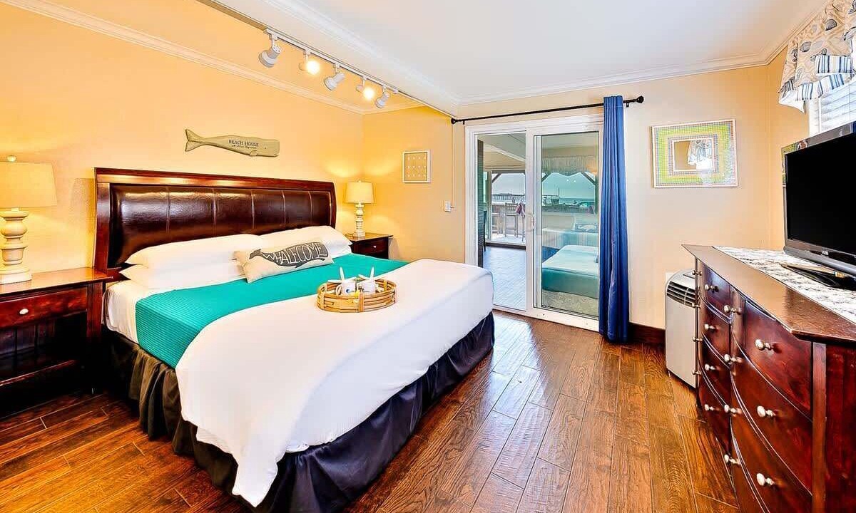 Photo of Bedroom in Ocean Beach