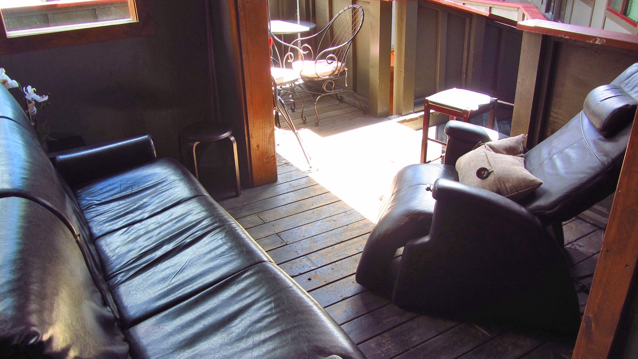 Photo of Patio Balcony in Lakeside Park