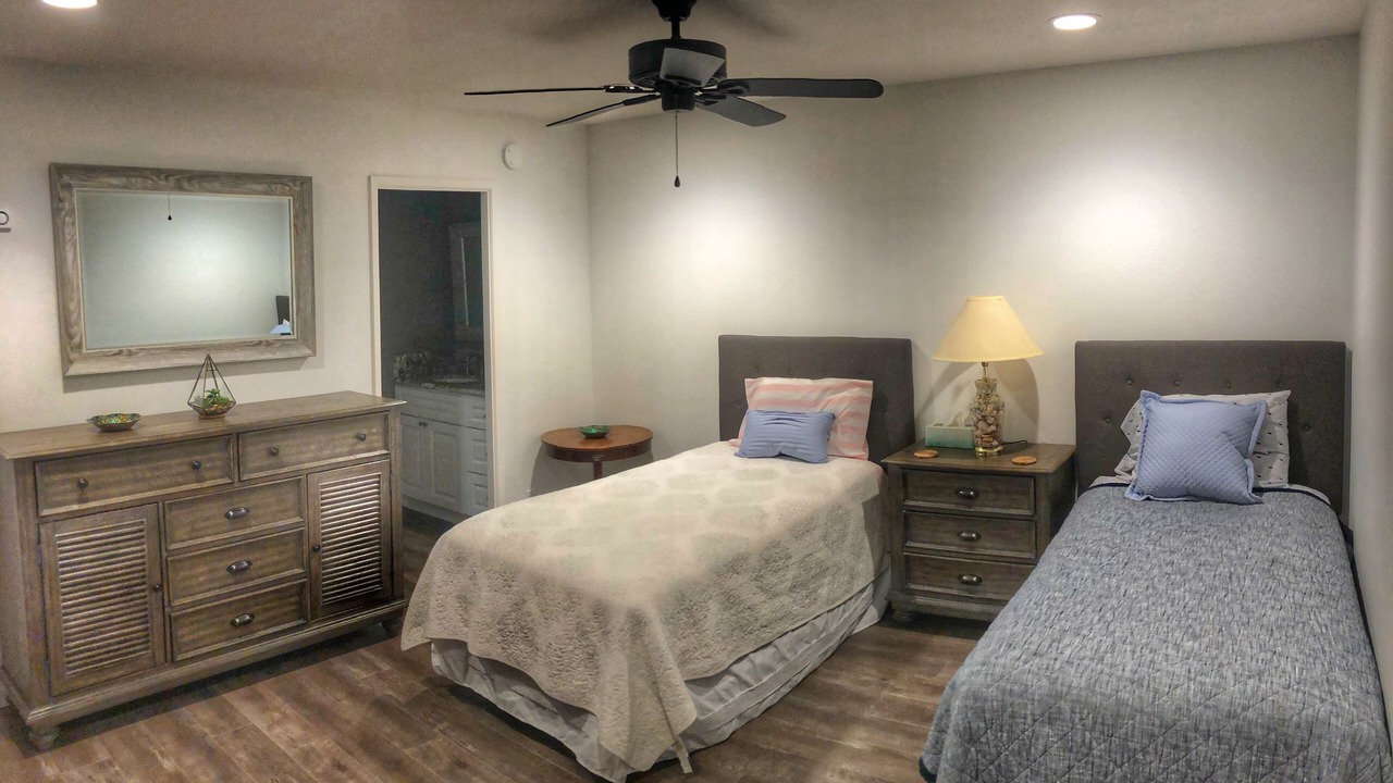 Photo of Bedroom in Bermuda Dunes