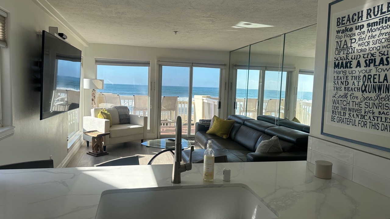Photo of Livingroom in Imperial Beach