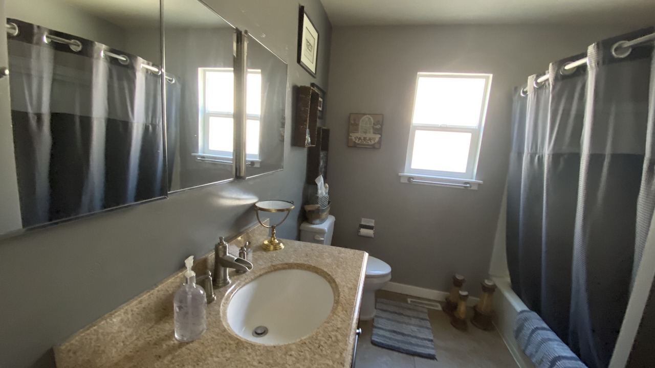 Photo of Bathroom in South Bechelli