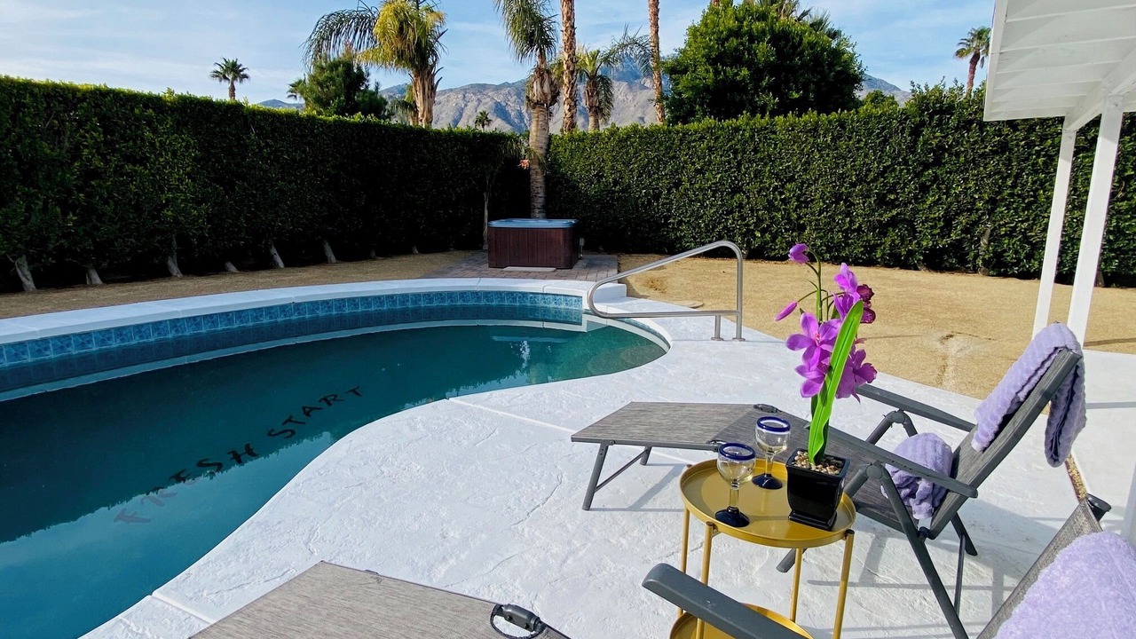 Photo of Outdoor in Desert Park Estates