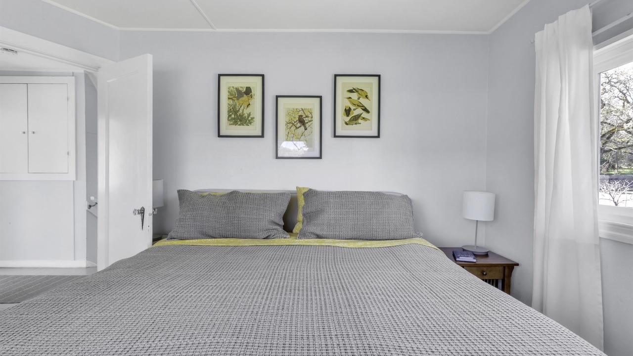 Photo of Bedroom in Santa Rosa