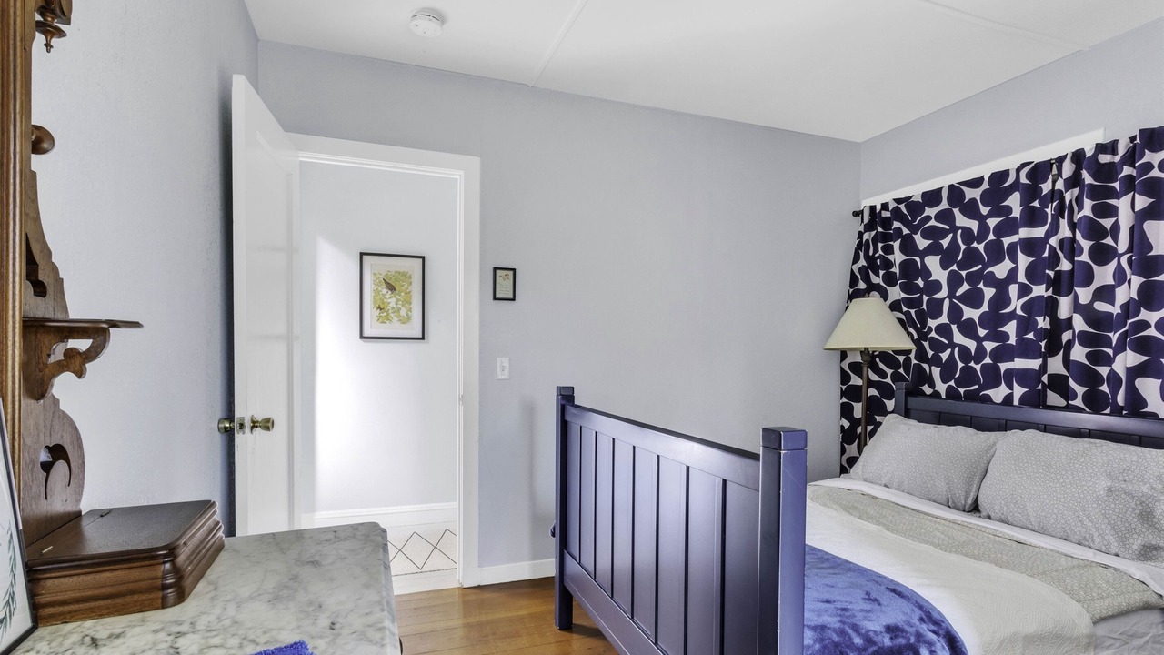 Photo of Bedroom in Santa Rosa