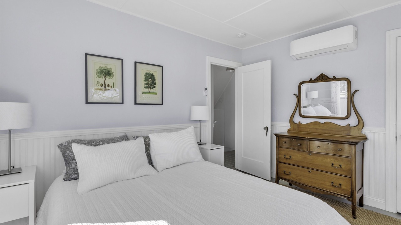 Photo of Bedroom in Santa Rosa