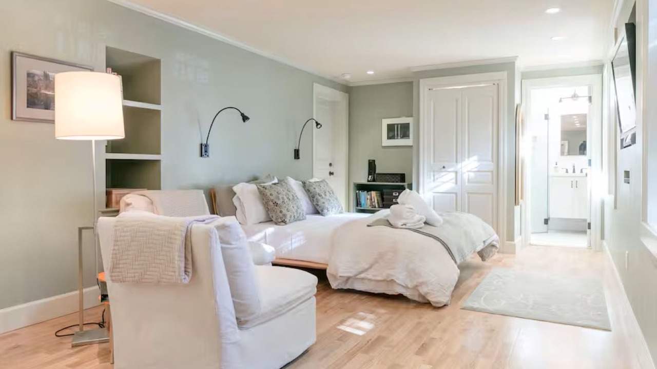 Photo of Bedroom in Haight-Ashbury