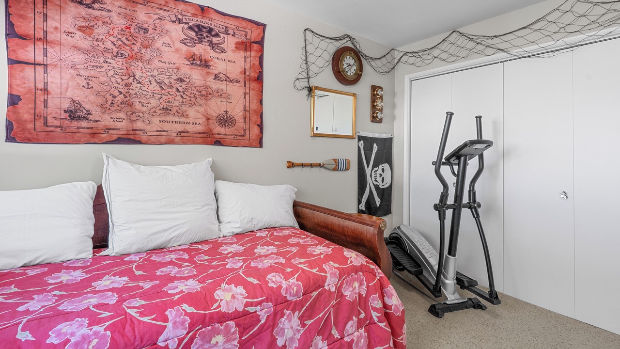 Photo of Bedroom in Fawnskin