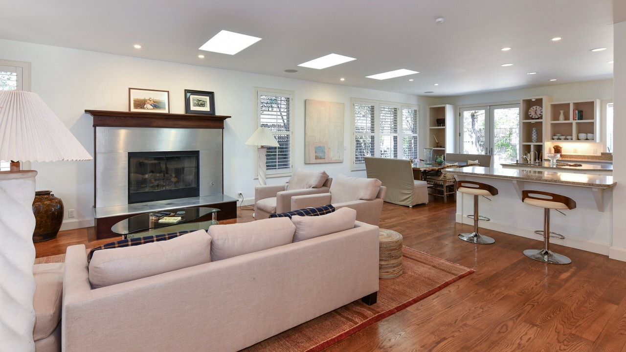 Photo of Livingroom in St. Helena