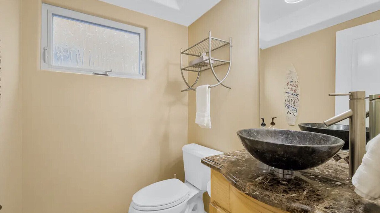 Photo of Bathroom in South Mission Beach