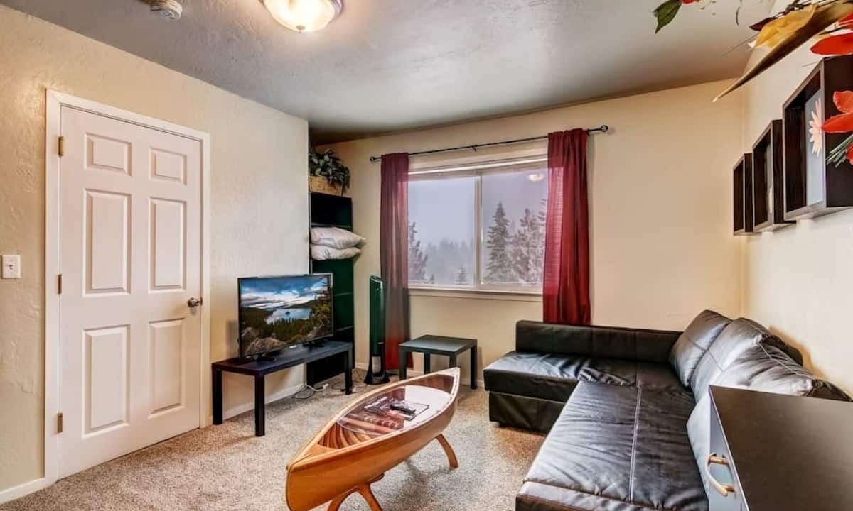 Photo of Livingroom in Tahoe Village