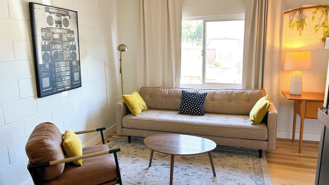 Photo of Livingroom in Montgomery Village