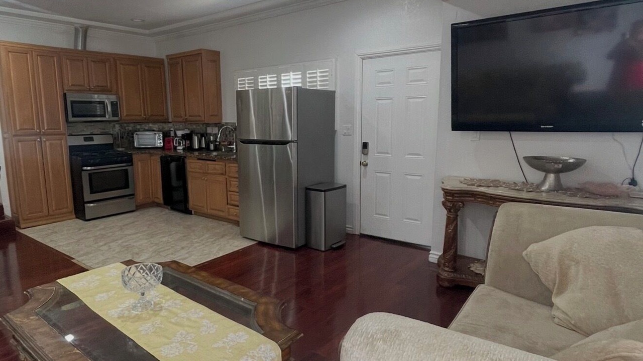 Photo of Livingroom in Anaheim Colony Historic District