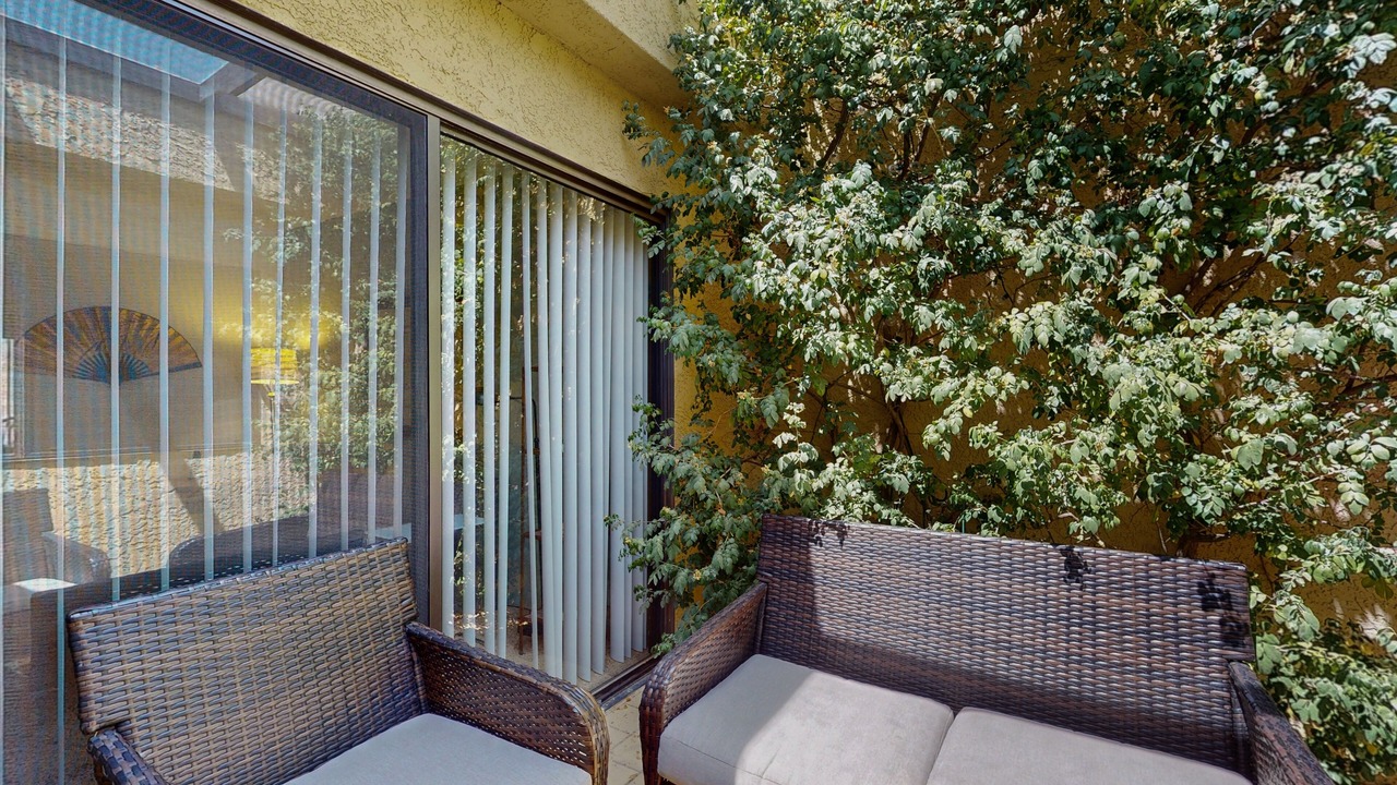 Photo of Patio Balcony in Palm Desert
