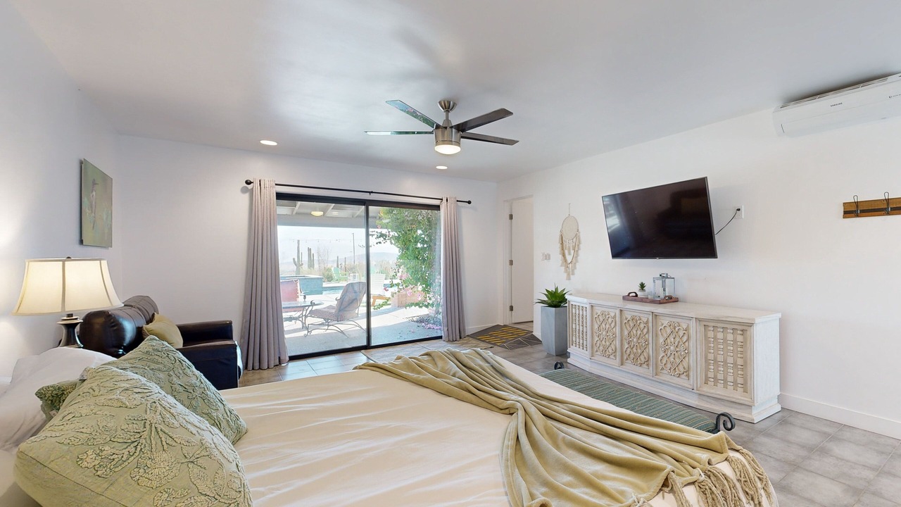 Photo of Bedroom in Desert Hot Springs