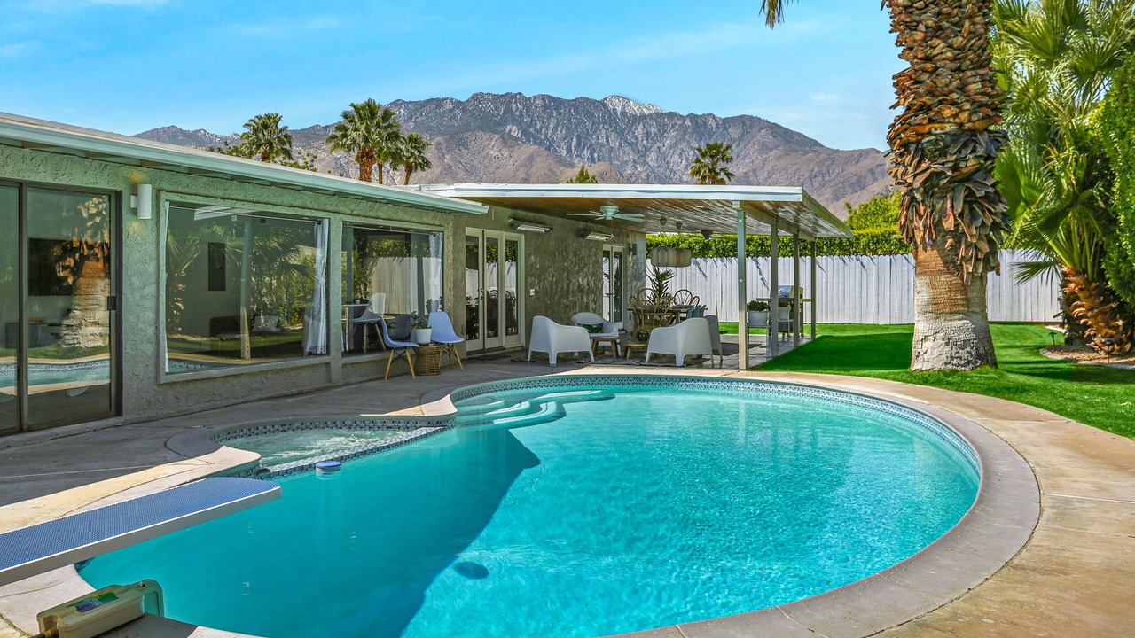 Photo of Outdoor in Desert Park Estates
