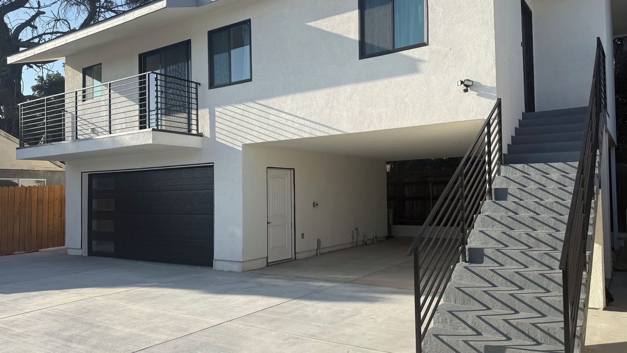 Photo of Outdoor in Altadena