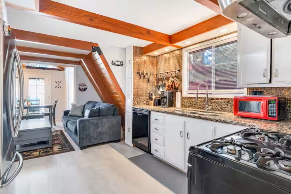 Photo of Kitchen in Arrowbear Lake
