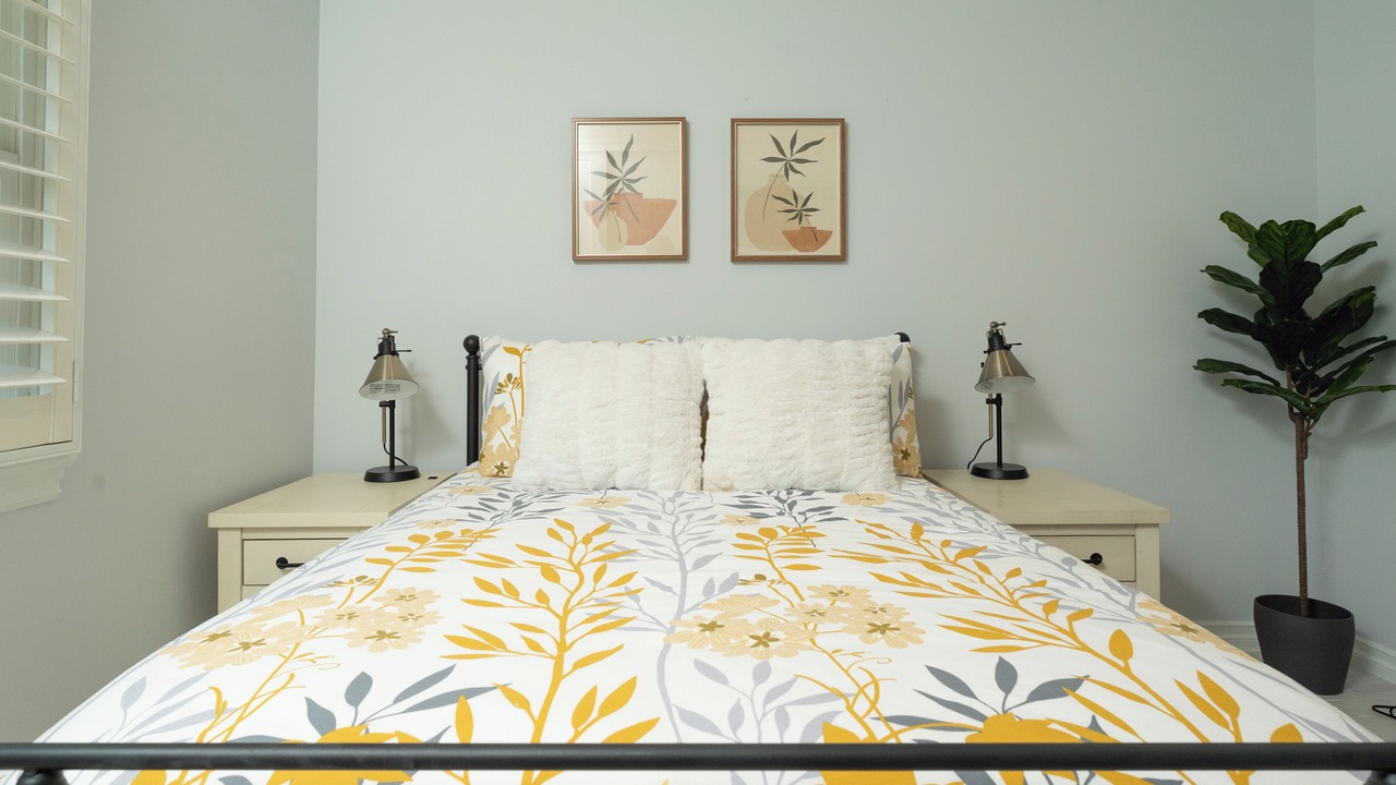 Photo of Bedroom in West Hills