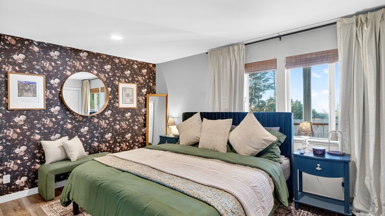 Photo of Bedroom in Mendocino