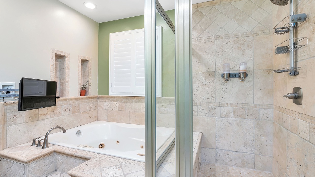 Photo of Bathroom in Harbor