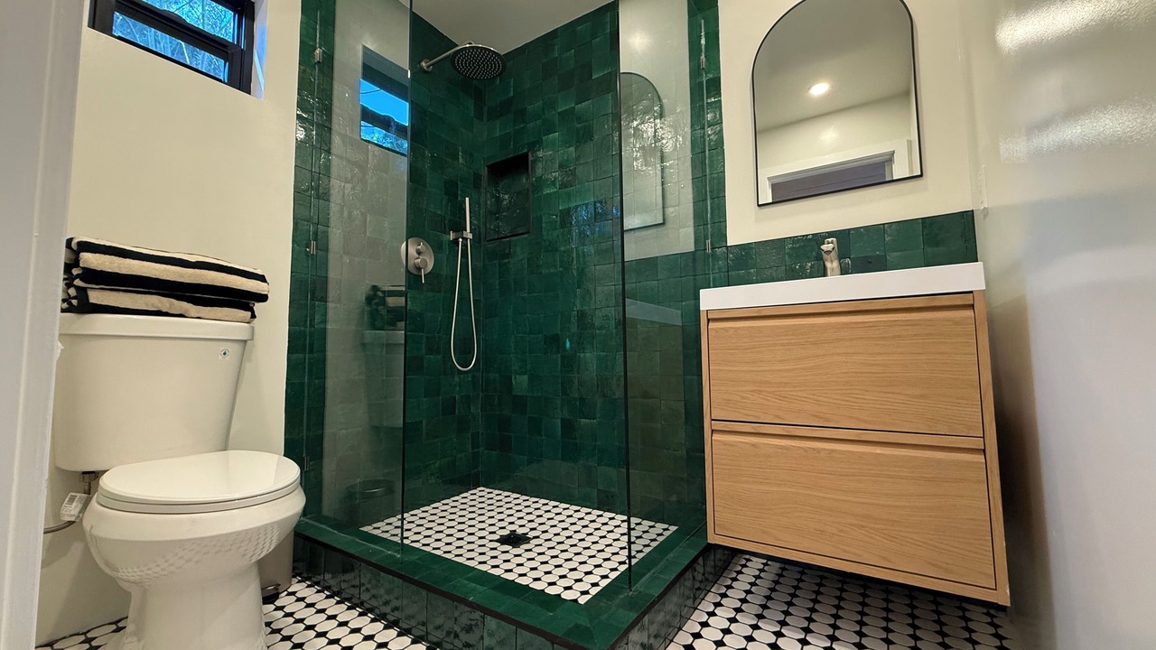 Photo of Bathroom in West Los Angeles