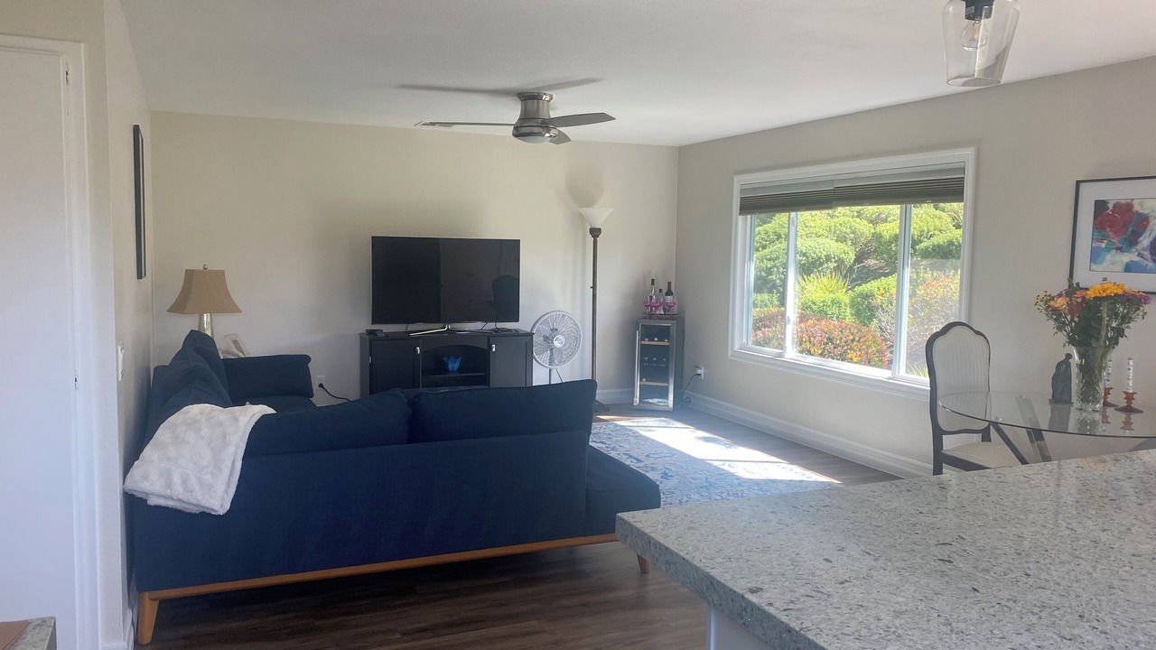 Photo of Livingroom in Ivey Ranch - Rancho Del Oro