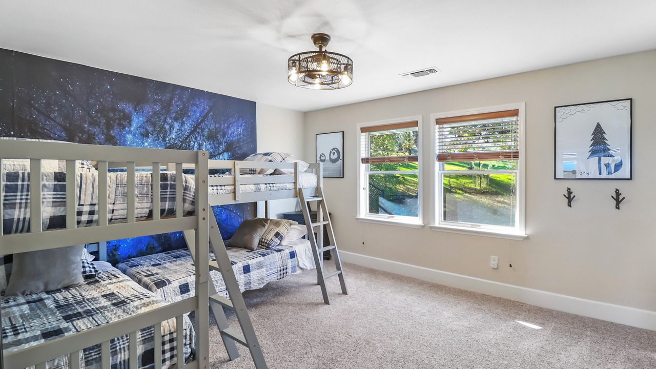 Photo of Bedroom in Redding