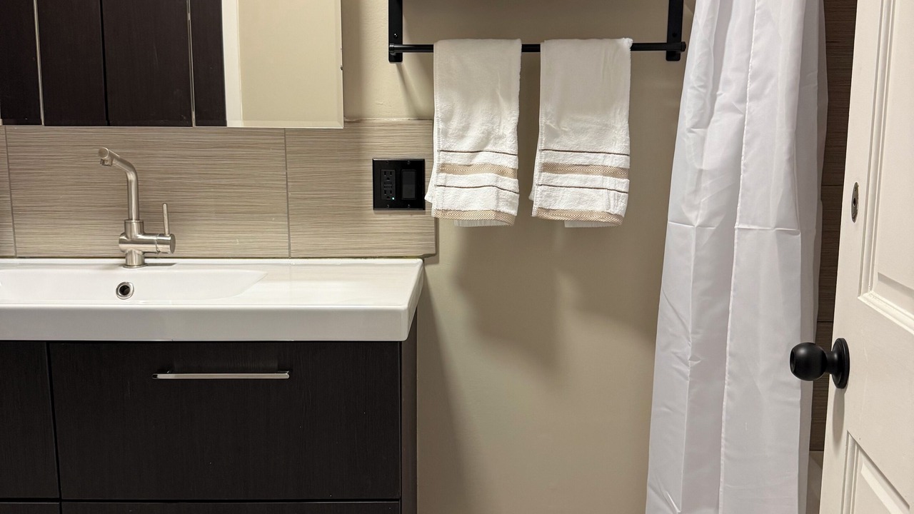 Photo of Bathroom in Agoura Hills