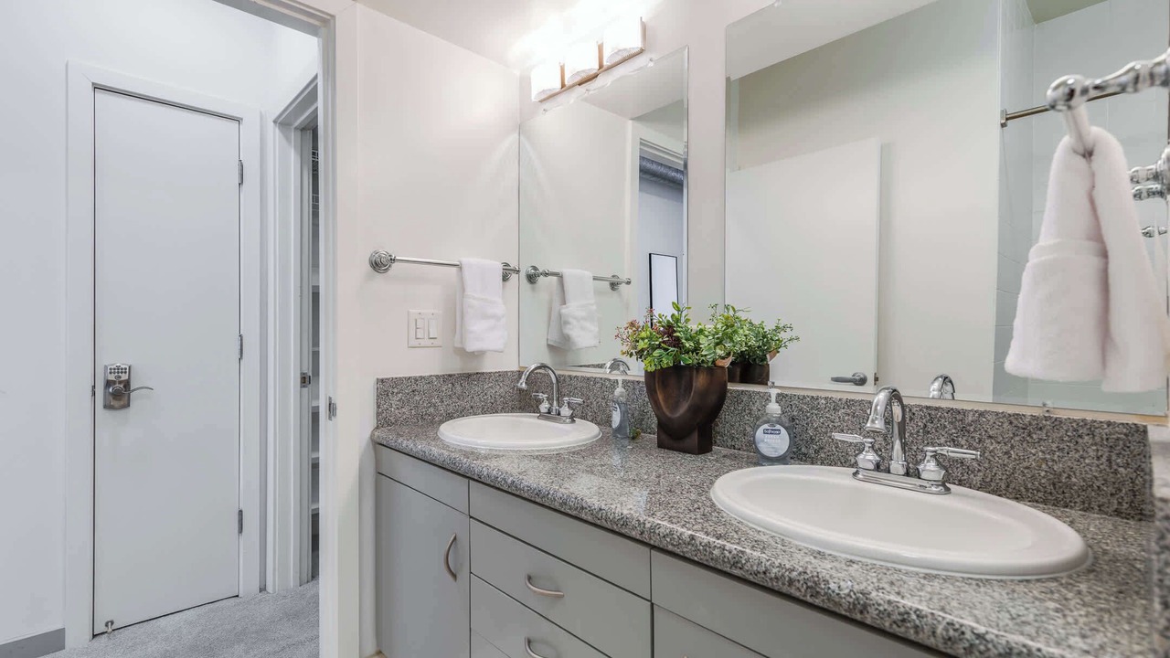 Photo of Bathroom in The Villas