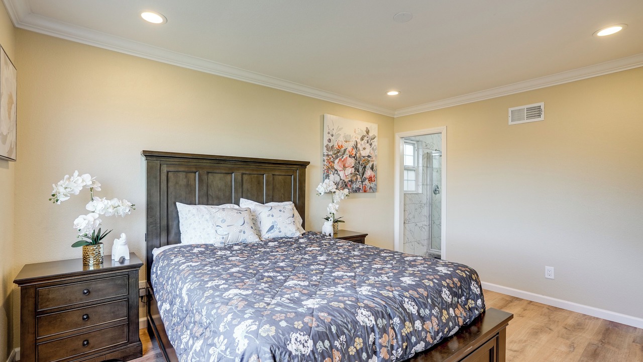 Photo of Bedroom in St. Francis