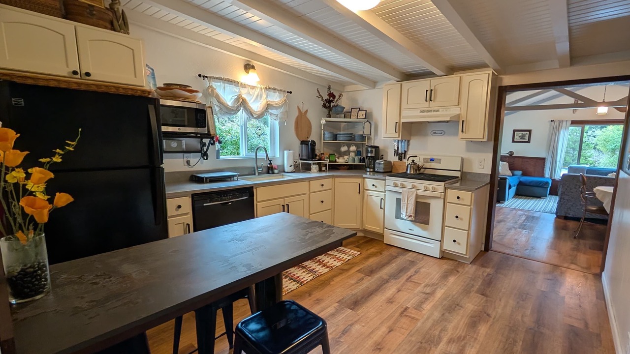 Photo of Kitchen in Fort Bragg