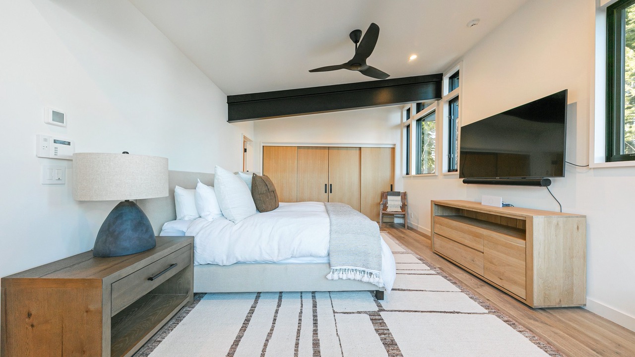 Photo of Bedroom in Tahoma