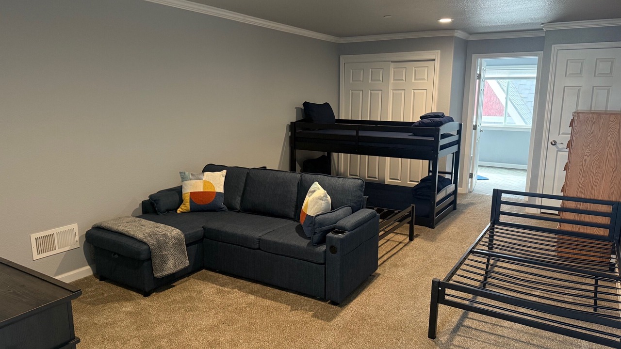 Photo of Livingroom in Crescent City