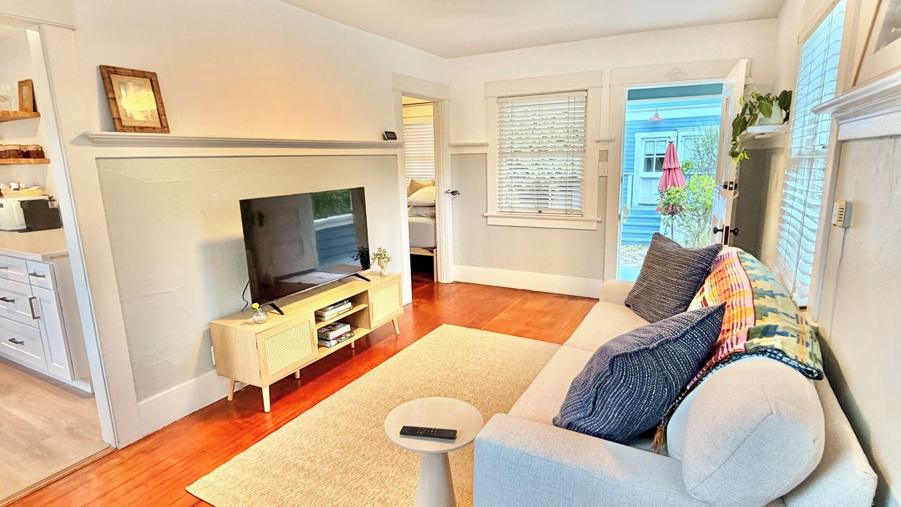 Photo of Livingroom in South Redondo