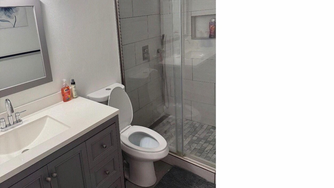 Photo of Bathroom in Oak Park