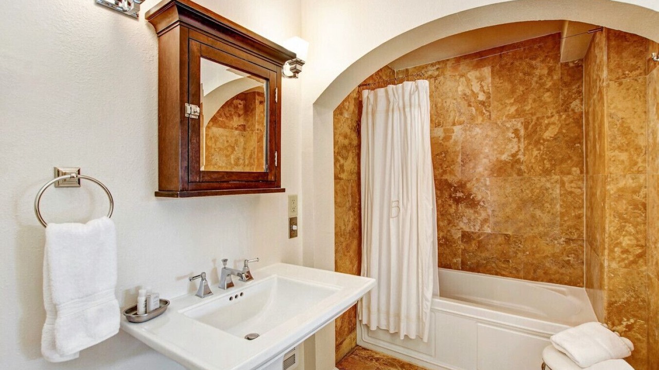 Photo of Bathroom in Sonoma