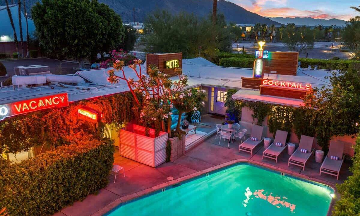 Photo of Outdoor in Tahquitz River Estates