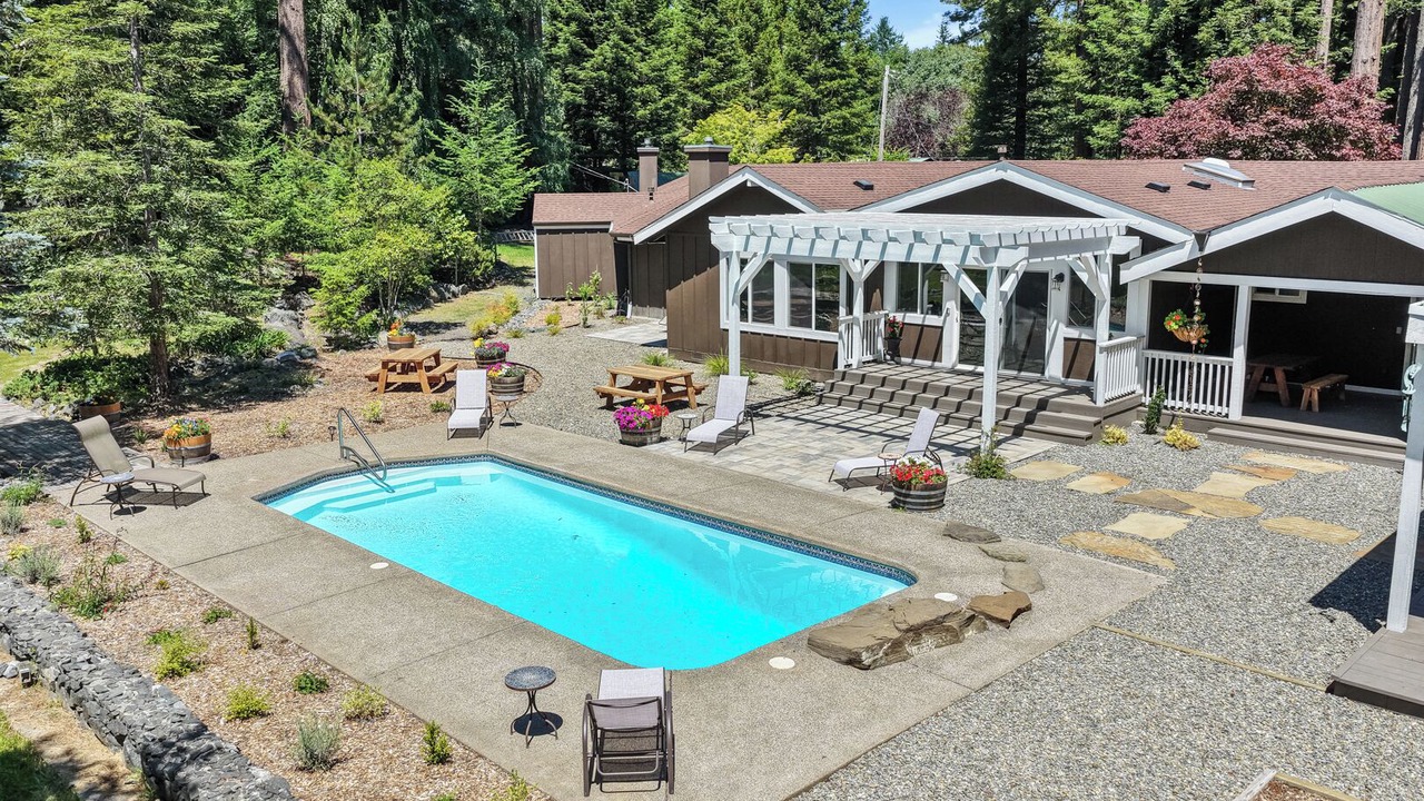 Photo of Outdoor in Freestone
