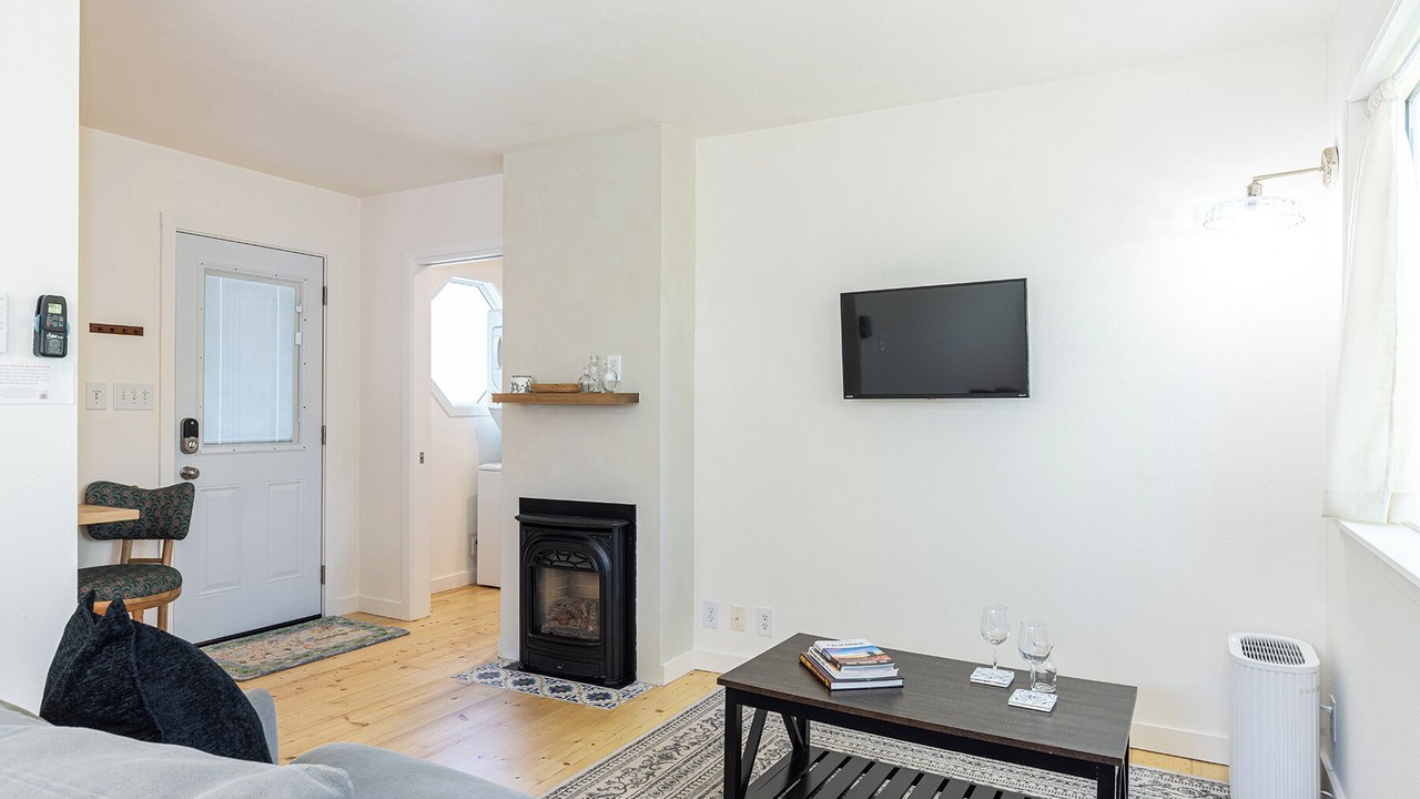 Photo of Livingroom in St. Helena