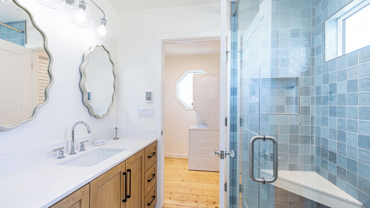 Photo of Bathroom in St. Helena