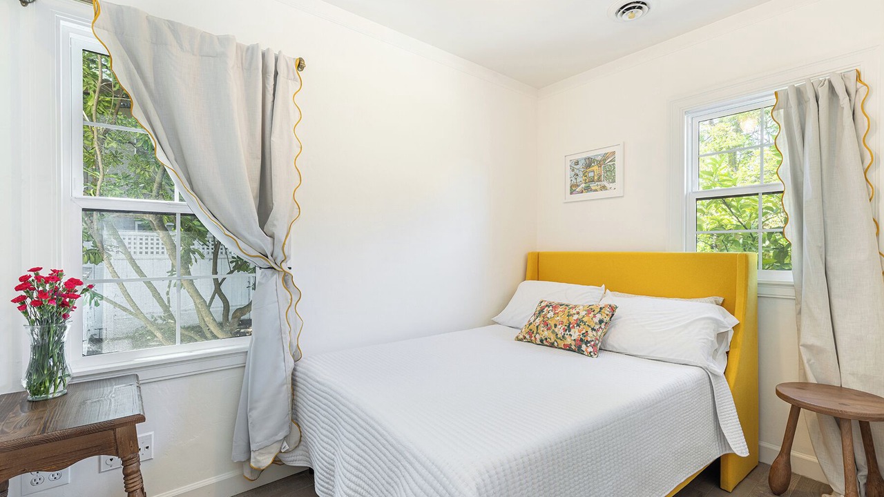 Photo of Bedroom in St. Helena