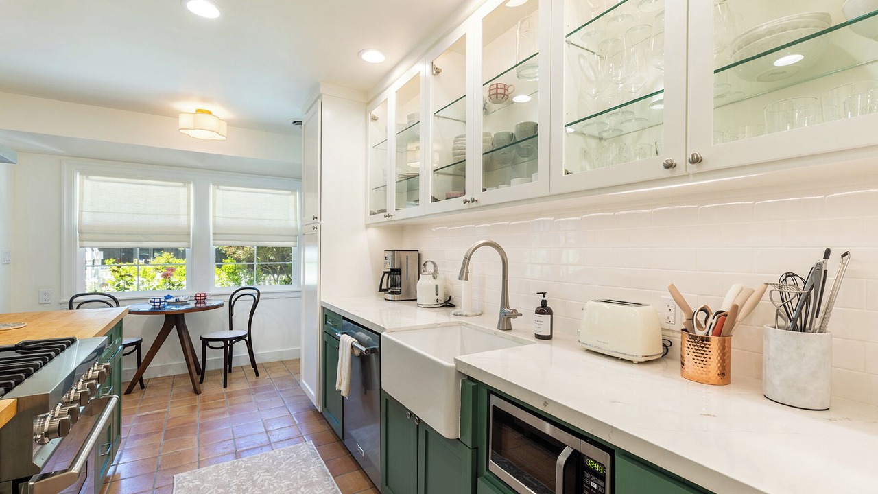 Photo of Kitchen in St. Helena
