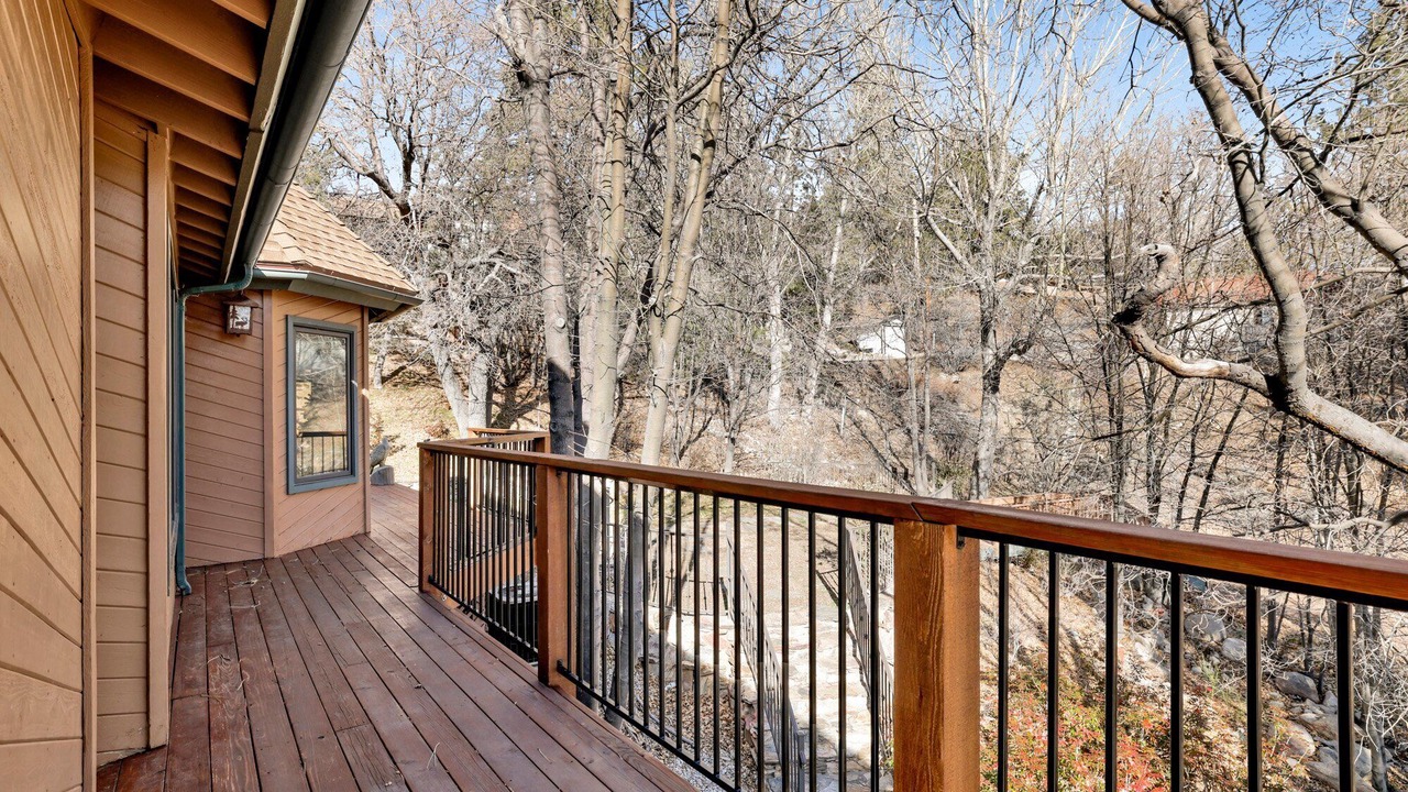Photo of Patio Balcony in Fawnskin