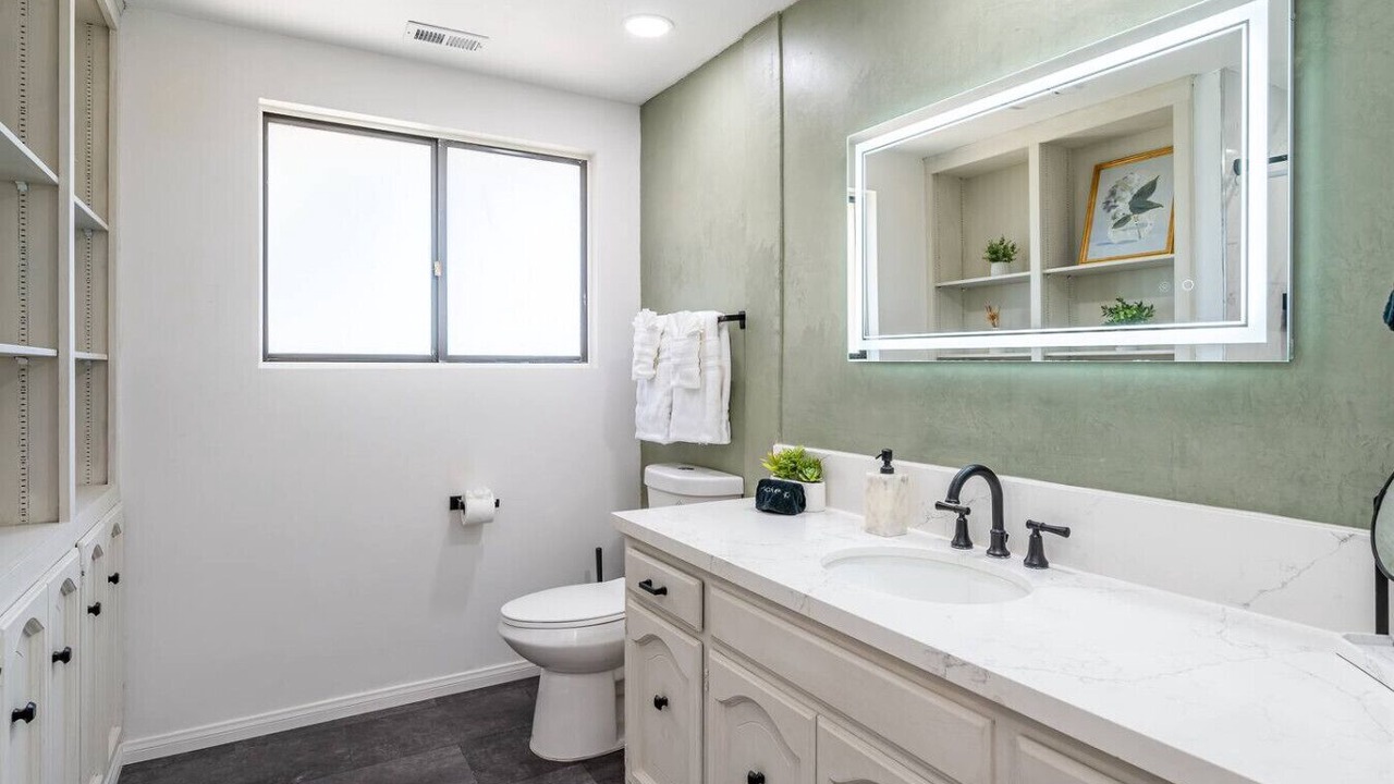 Photo of Bathroom in Valley Center