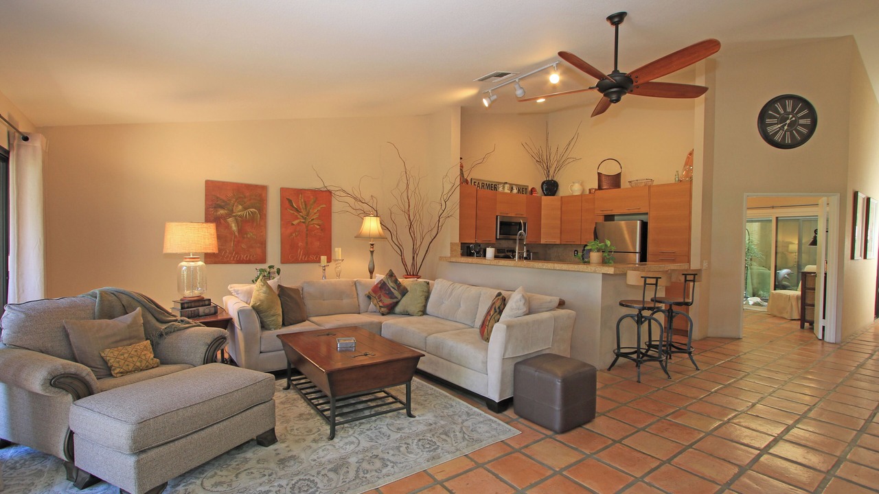 Photo of Livingroom in Palm Desert