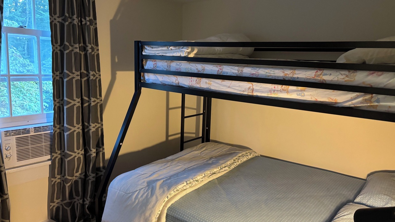 Photo of Bedroom in St. Claire Gardens