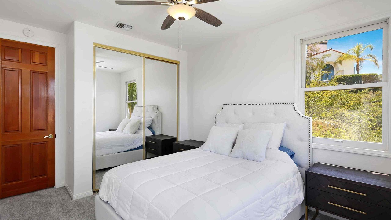 Photo of Bedroom in Orange